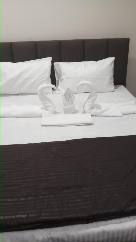 Jhankar Banquet And Lawn Hotel 3*
