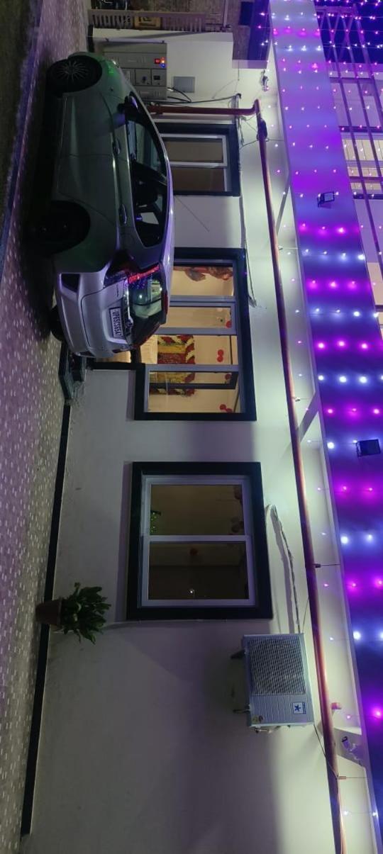 Jhankar Banquet And Lawn Hotel Varanasi